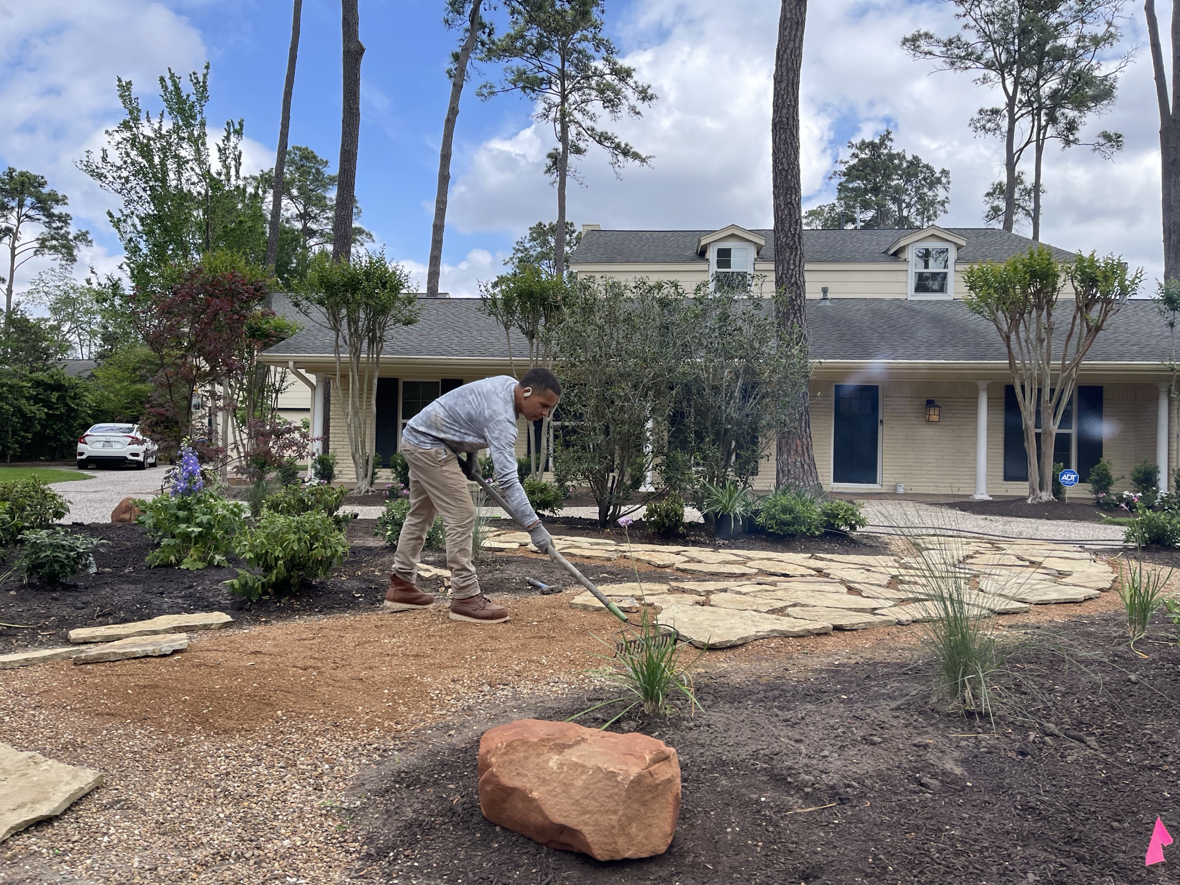 Walkway landscaping by Danny's Landscaping